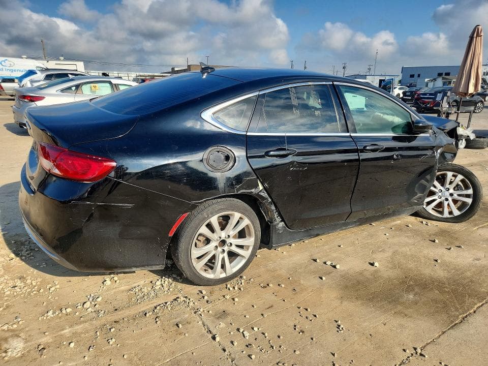 2017 CHRYSLER 200 LIMITED 3