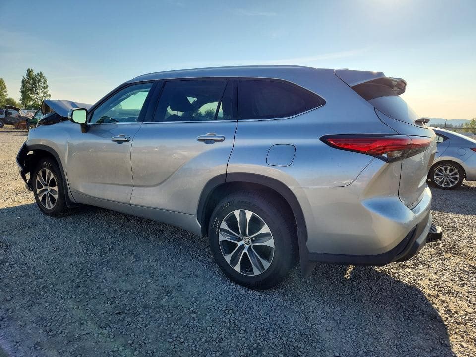 2020 TOYOTA HIGHLANDER XLE XLE 2