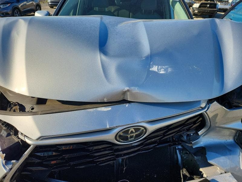 2020 TOYOTA HIGHLANDER XLE XLE 12