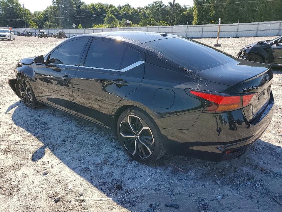 2023 NISSAN ALTIMA SR 2