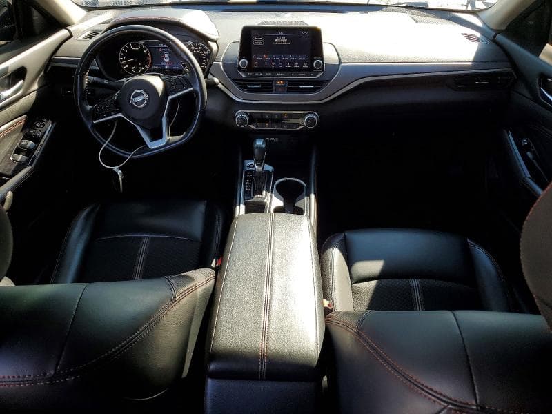 2023 NISSAN ALTIMA SR 8