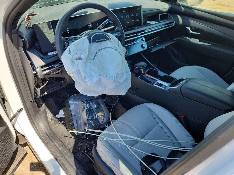2026 HYUNDAI SANTA CRUZ SEL SEL 8