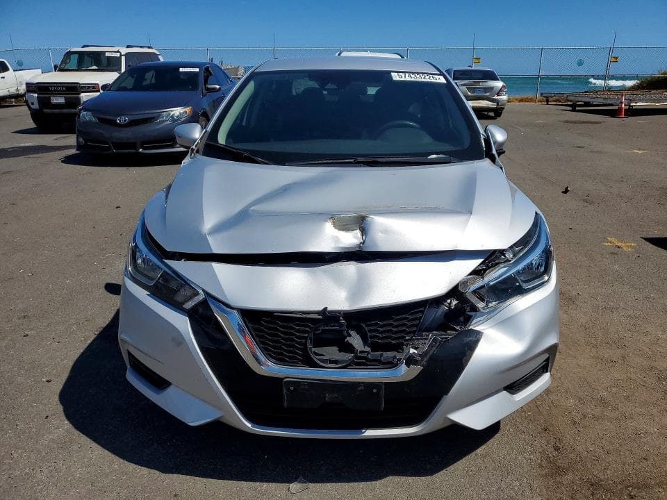 2021 NISSAN VERSA SV SV 5