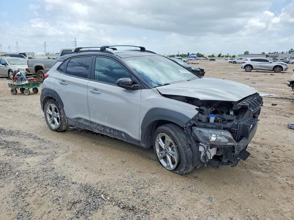 2023 HYUNDAI KONA SEL 4