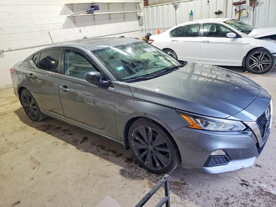 2020 NISSAN ALTIMA SR 4