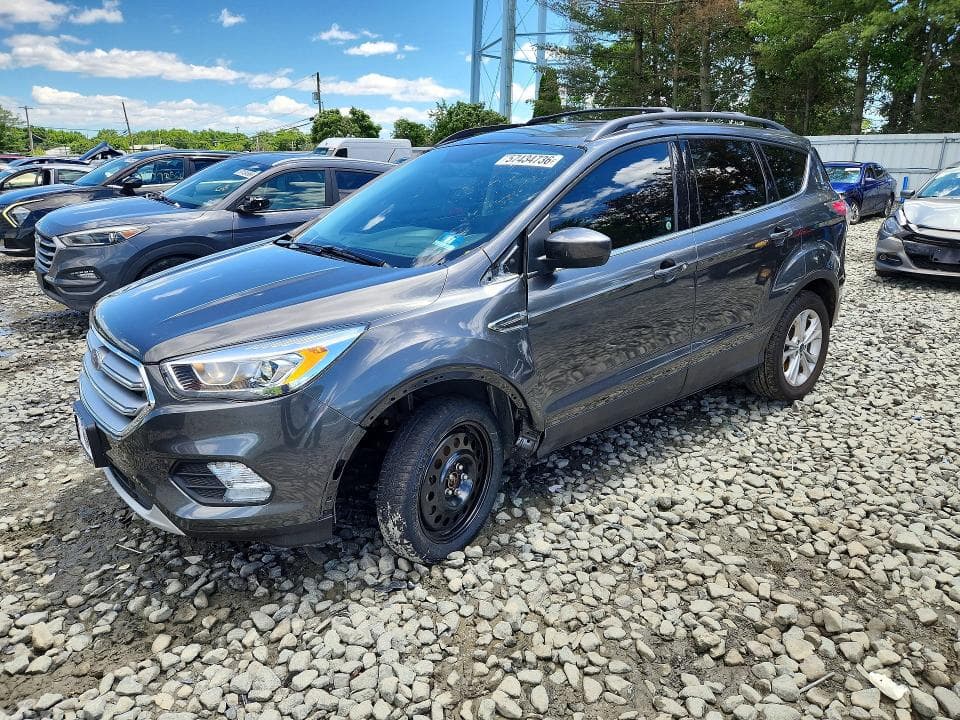 2017 FORD ESCAPE SE - 1
