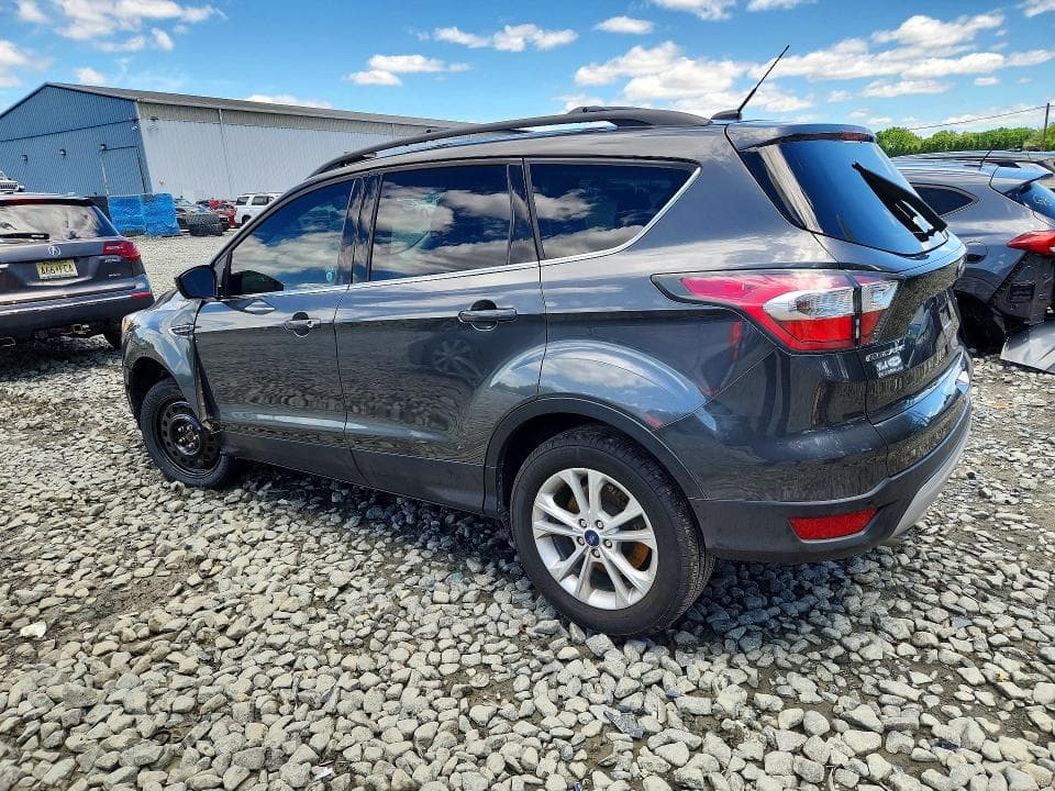 2017 FORD ESCAPE SE 2
