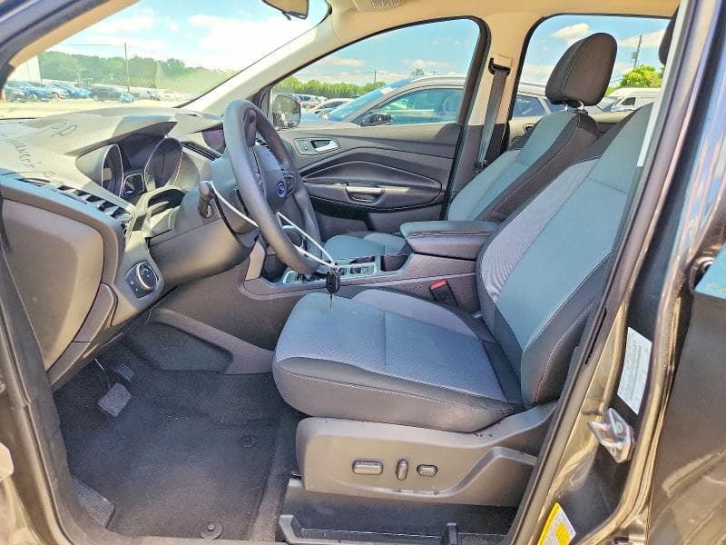 2017 FORD ESCAPE SE 7