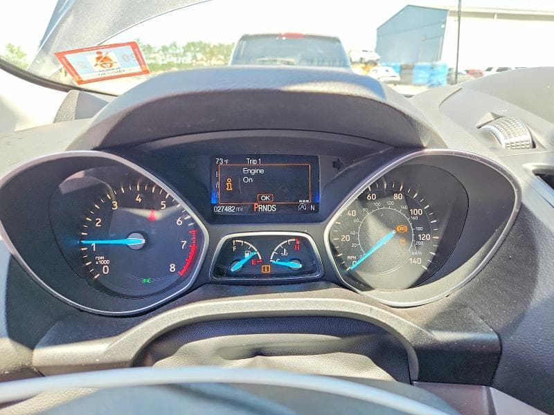2017 FORD ESCAPE SE 9