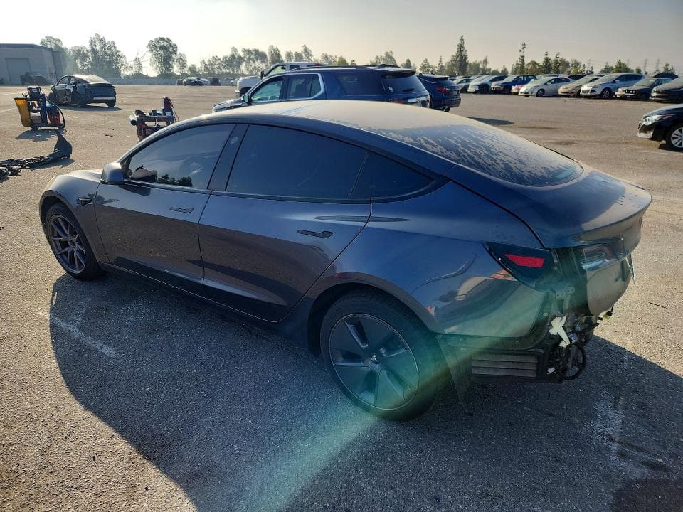 2022 TESLA MODEL 3 2