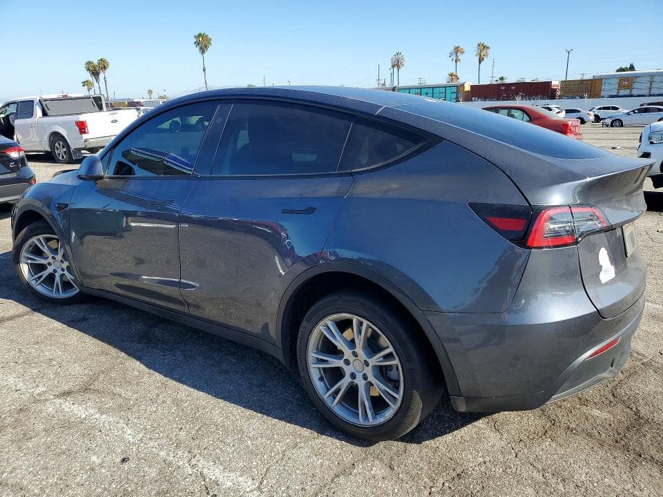 2023 TESLA MODEL Y 2