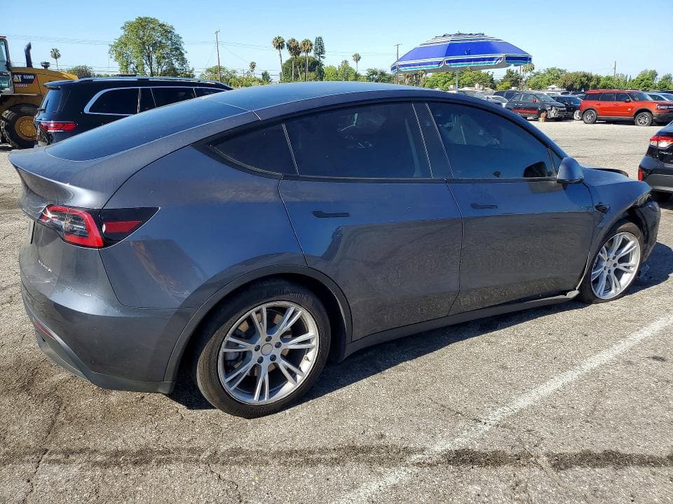 2023 TESLA MODEL Y 3