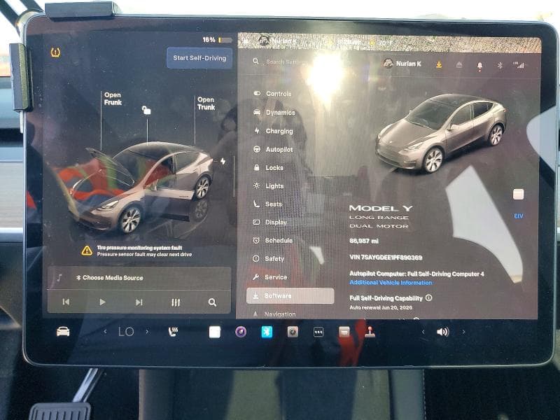 2023 TESLA MODEL Y 9