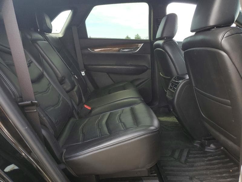 2017 CADILLAC XT5 PLATINUM 11