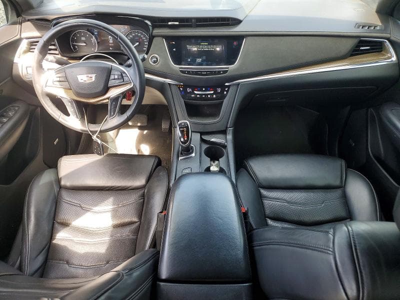 2017 CADILLAC XT5 PLATINUM 8