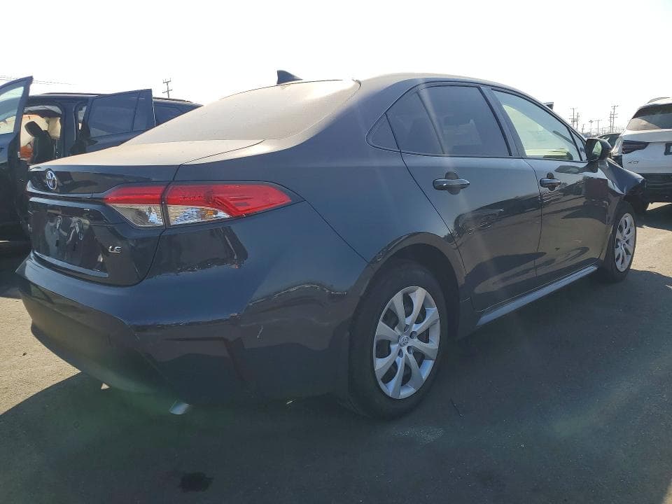 2026 TOYOTA COROLLA LE 3