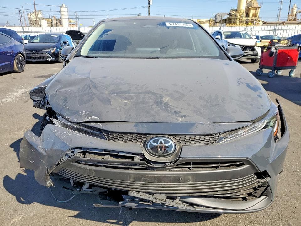 2026 TOYOTA COROLLA LE 5