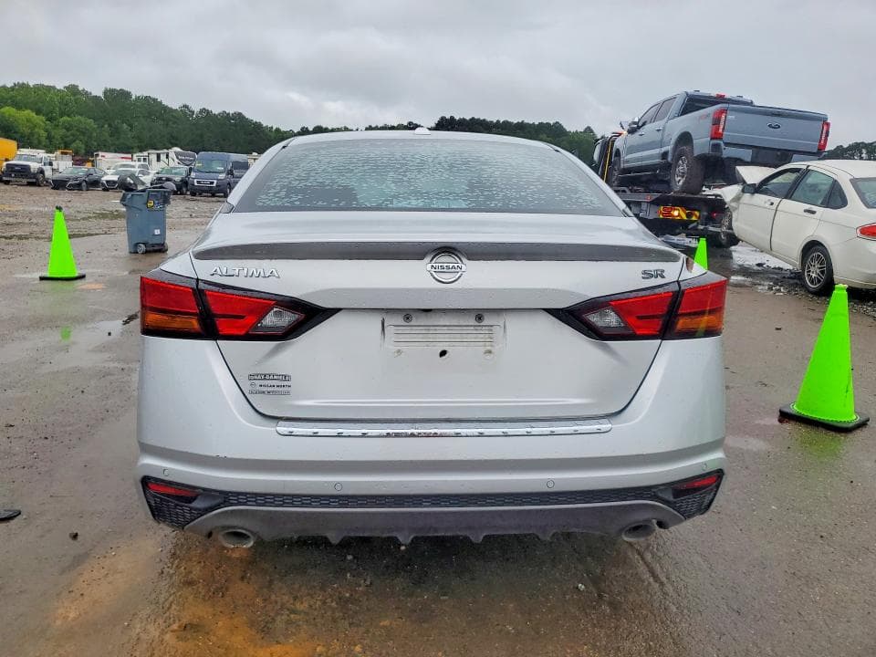 2020 NISSAN ALTIMA SR 6