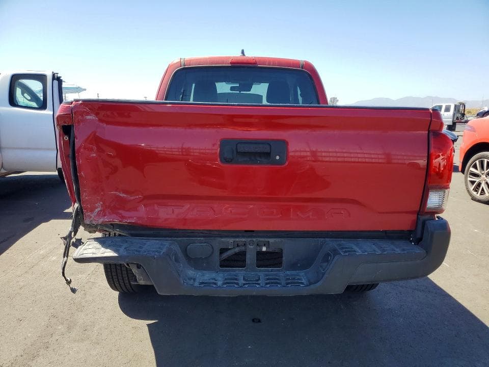 2022 TOYOTA TACOMA SR 6