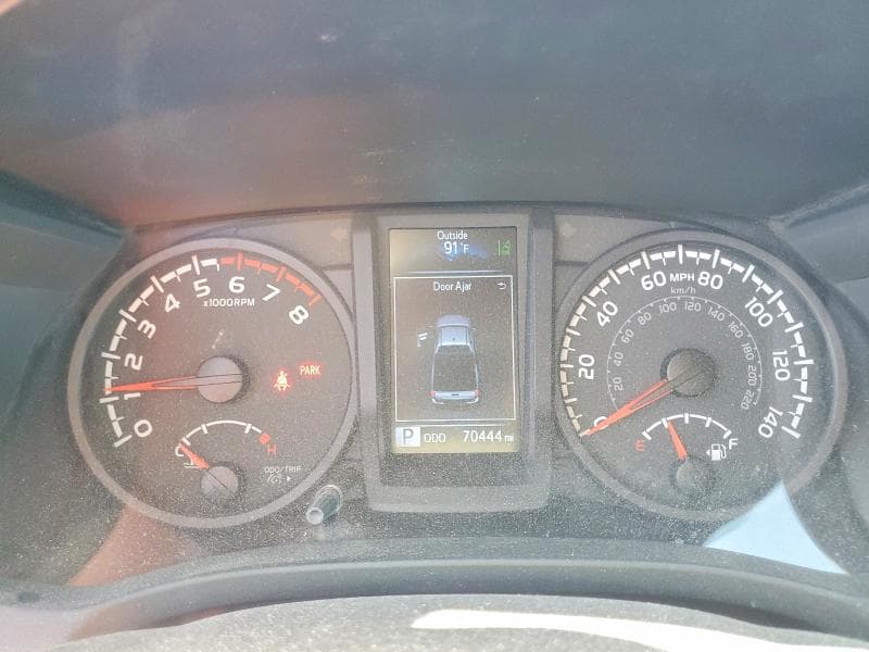 2022 TOYOTA TACOMA SR 9