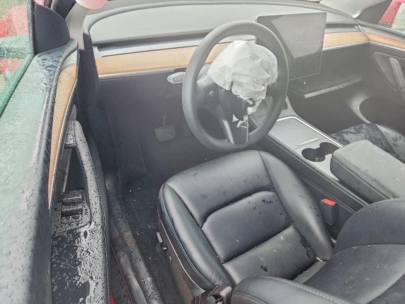 2023 TESLA MODEL Y 8