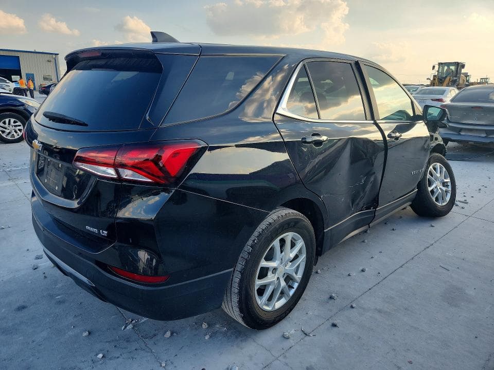 2022 CHEVROLET EQUINOX LT 3