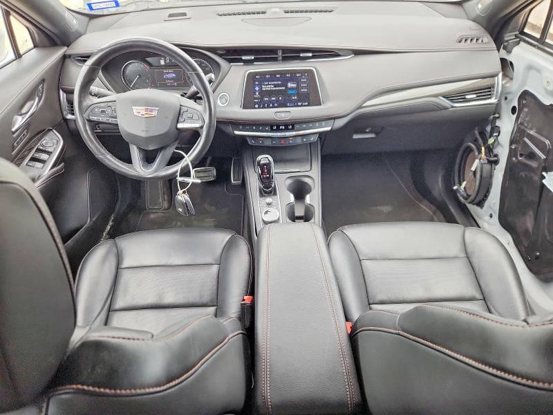 2023 CADILLAC XT4 SPORT 8