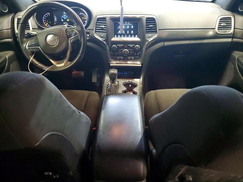 2018 JEEP GRAND CHEROKEE LAREDO 8