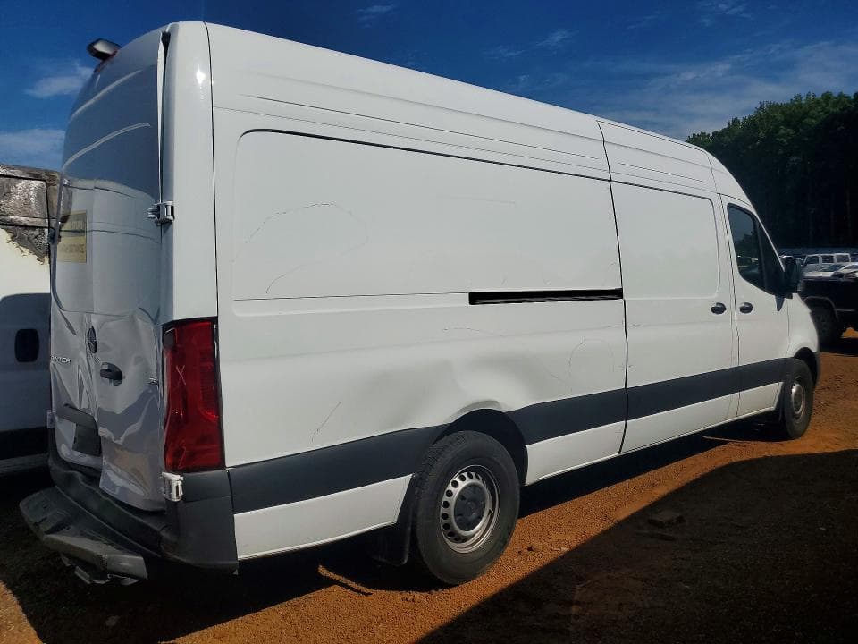 2025 MERCEDES-BENZ SPRINTER 2500 3