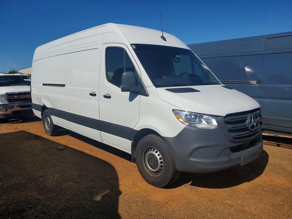 2025 MERCEDES-BENZ SPRINTER 2500 4
