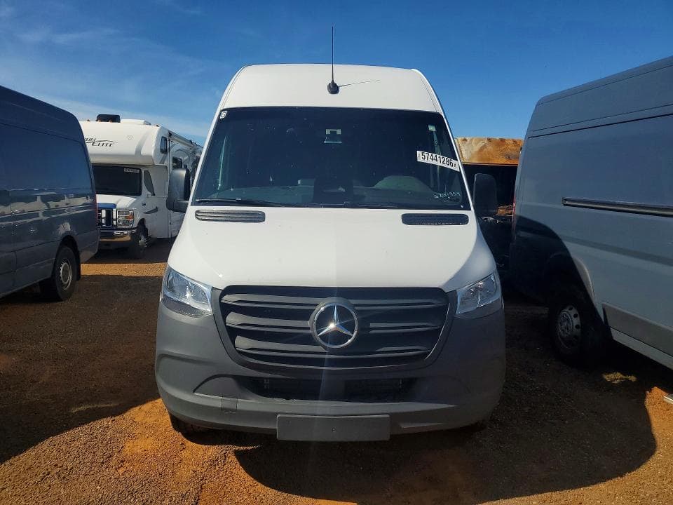 2025 MERCEDES-BENZ SPRINTER 2500 5