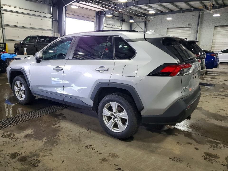 2019 TOYOTA RAV4 XLE XLE 2