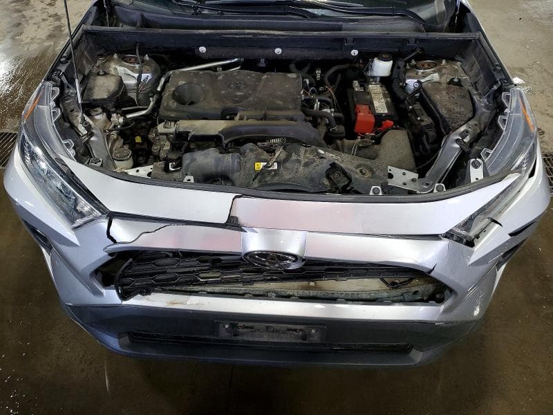 2019 TOYOTA RAV4 XLE XLE 12