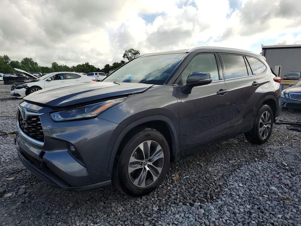 2021 TOYOTA HIGHLANDER XLE XLE - 1