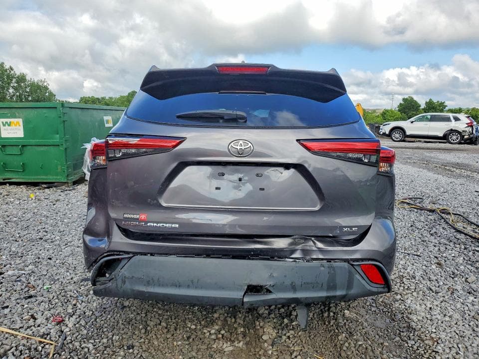 2021 TOYOTA HIGHLANDER XLE XLE 6