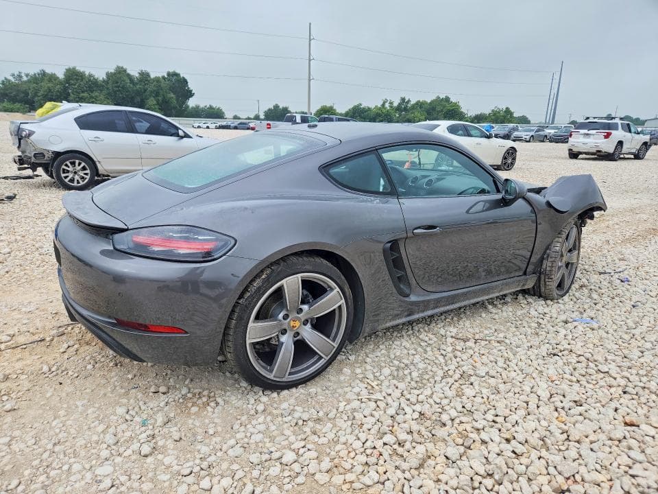 2018 PORSCHE CAYMAN 3