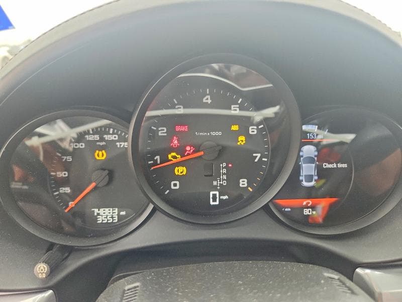 2018 PORSCHE CAYMAN 9