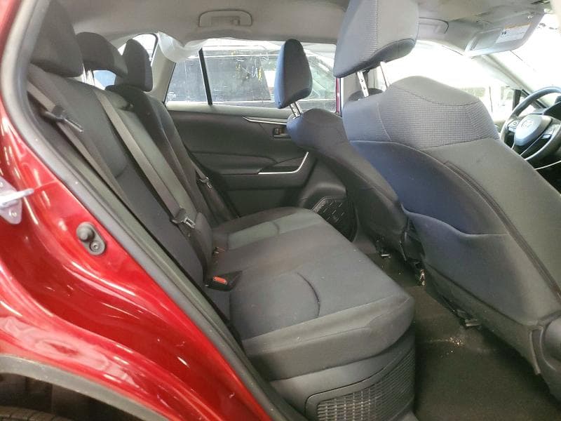 2019 TOYOTA RAV4 LE 11