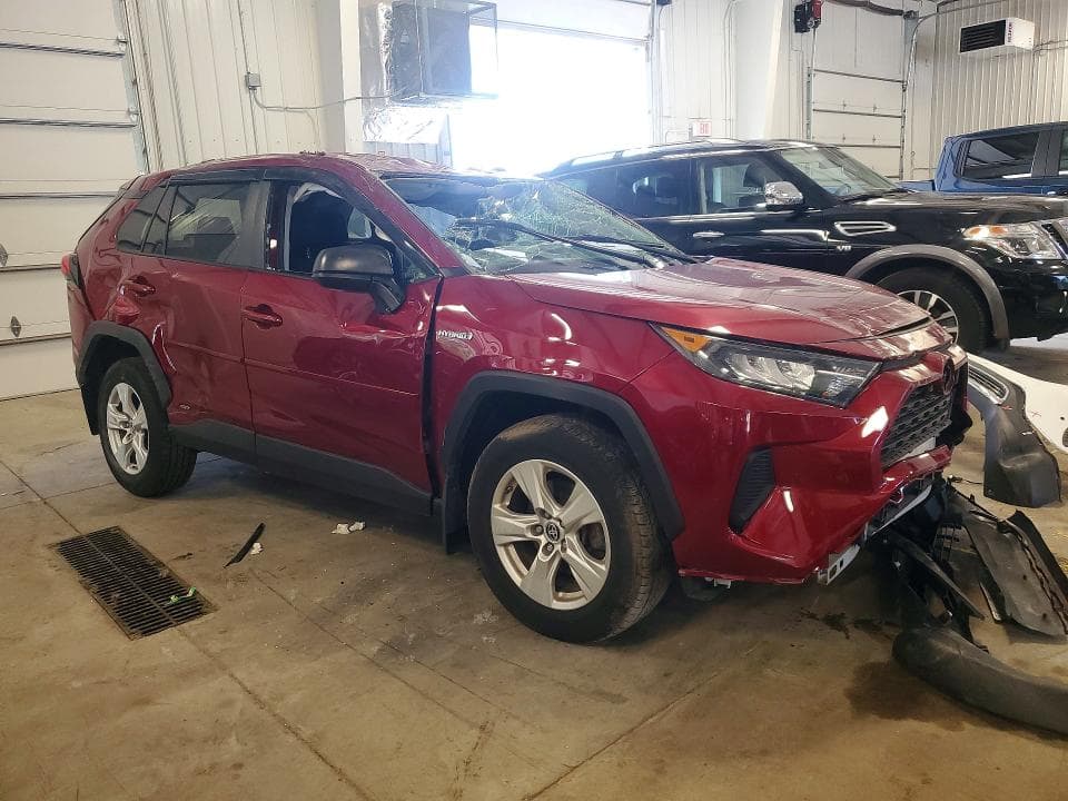 2019 TOYOTA RAV4 LE 4