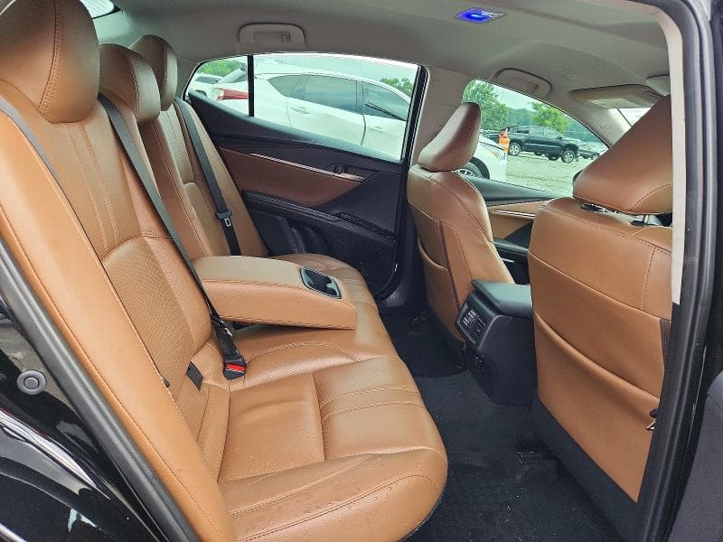 2025 TOYOTA CAMRY LE 10