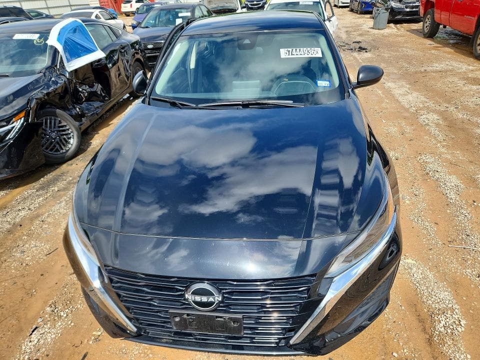 2025 NISSAN ALTIMA SV 5