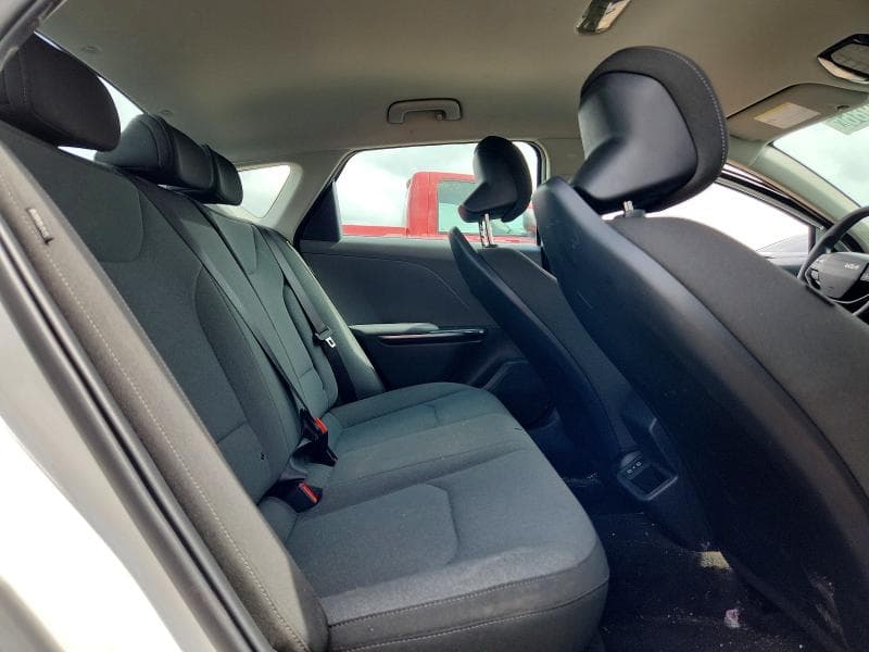 2025 KIA K4 LXS 10