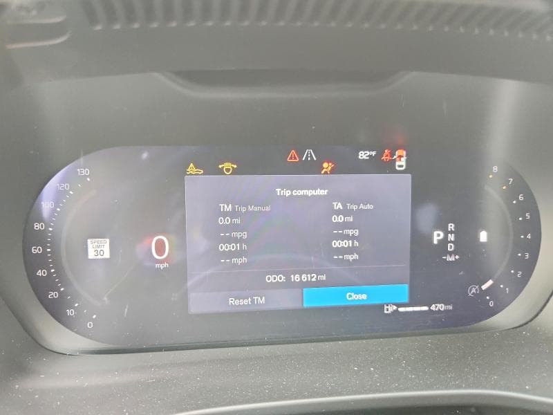 2025 VOLVO XC40 ULTRA 9