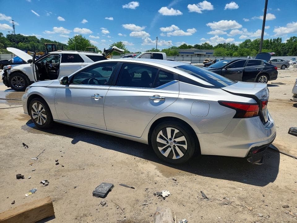 2023 NISSAN ALTIMA S S 2