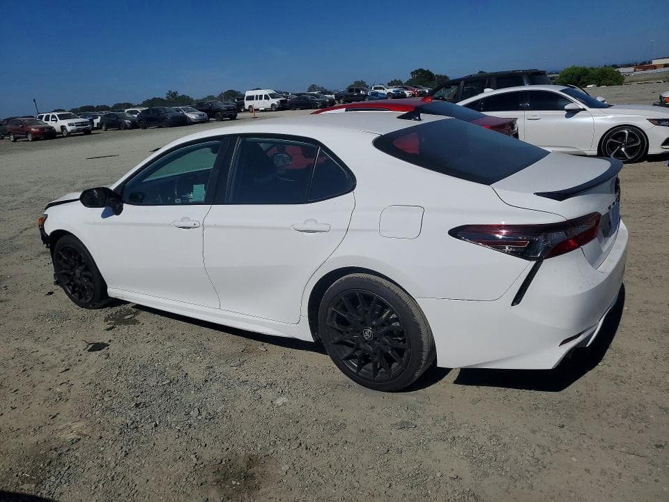 2024 TOYOTA CAMRY HYBRID SE NIGHTSHADE 2