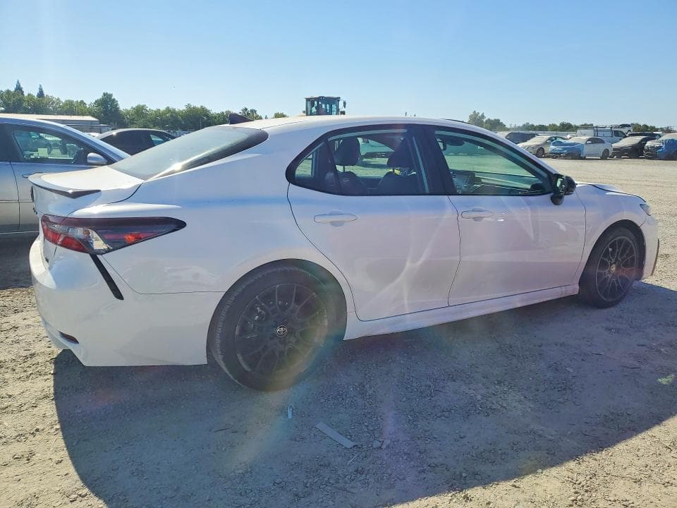 2024 TOYOTA CAMRY HYBRID SE NIGHTSHADE 3