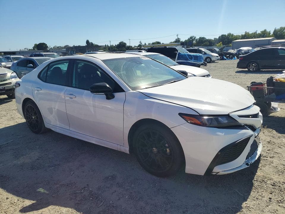2024 TOYOTA CAMRY HYBRID SE NIGHTSHADE 4