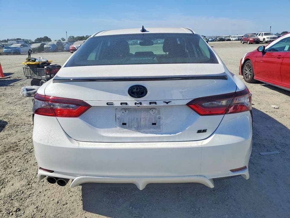 2024 TOYOTA CAMRY HYBRID SE NIGHTSHADE 6