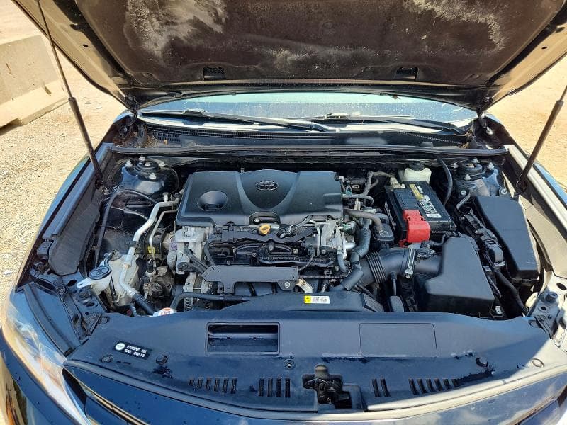 2018 TOYOTA CAMRY LE 11