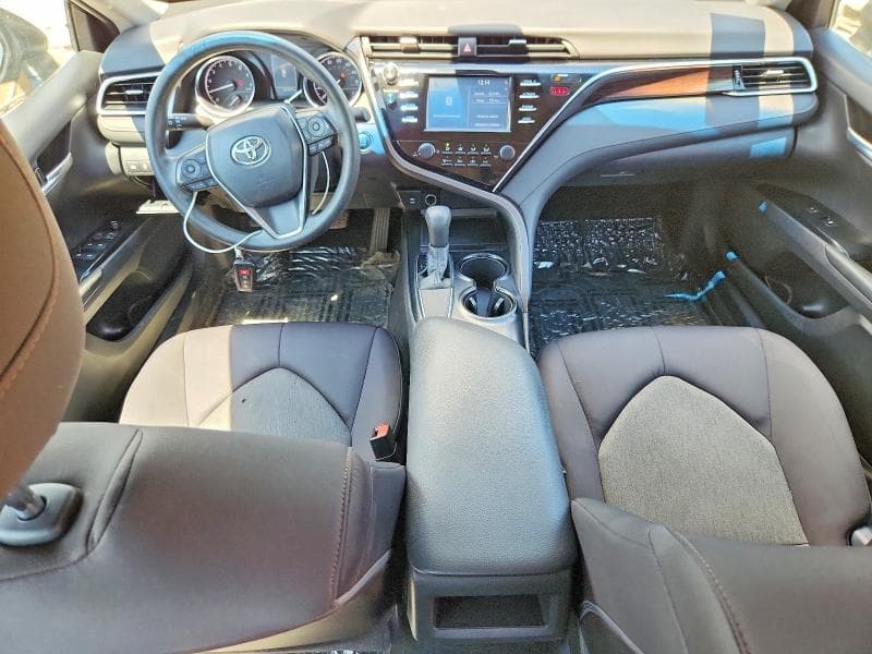 2018 TOYOTA CAMRY LE 8